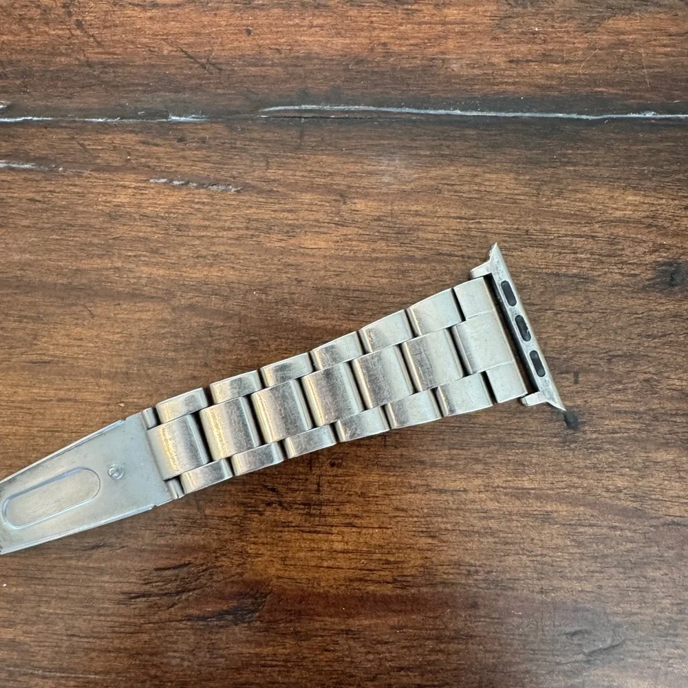 Silver Stainless Steel Apple Watch Band-Size 44